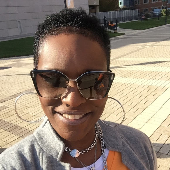 Meet your Posher, Brie - Picture 4 of 6